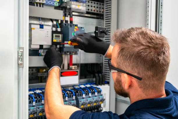 Best Circuit Breaker Repair  in Lindale, TX